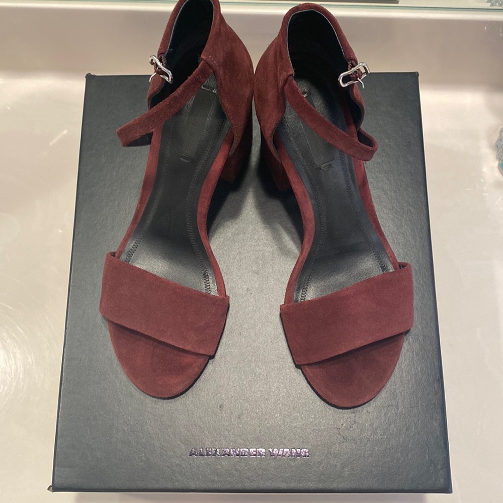 Like New in box Alexander Wang Abby Sandals